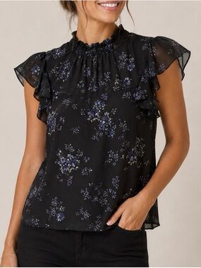 2/$15 🖤💙 Black Floral Reitsmans Cap Sleeve Blouse size XS